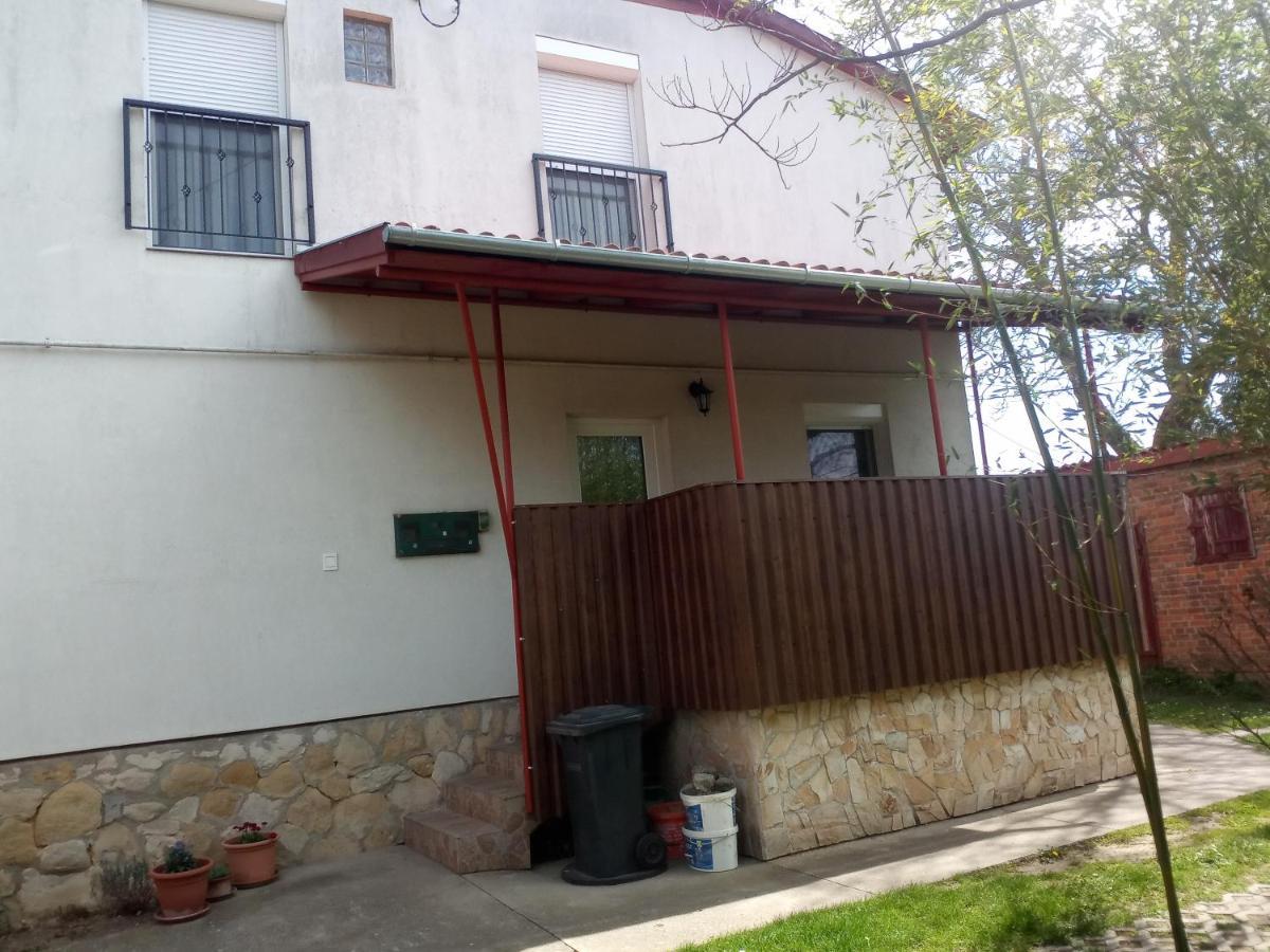 Budai Vam Apartmanhaz Pécs Eksteriør bilde