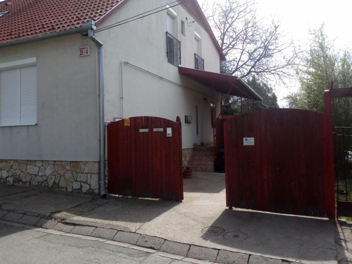 Budai Vam Apartmanhaz Pécs Eksteriør bilde