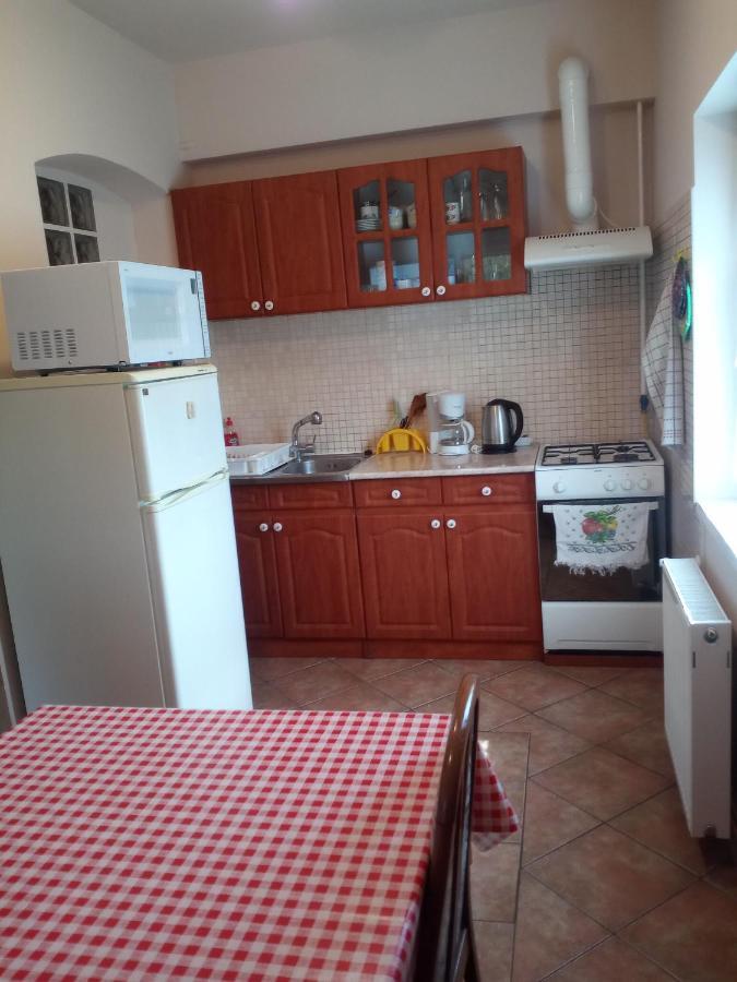 Budai Vam Apartmanhaz Pécs Eksteriør bilde