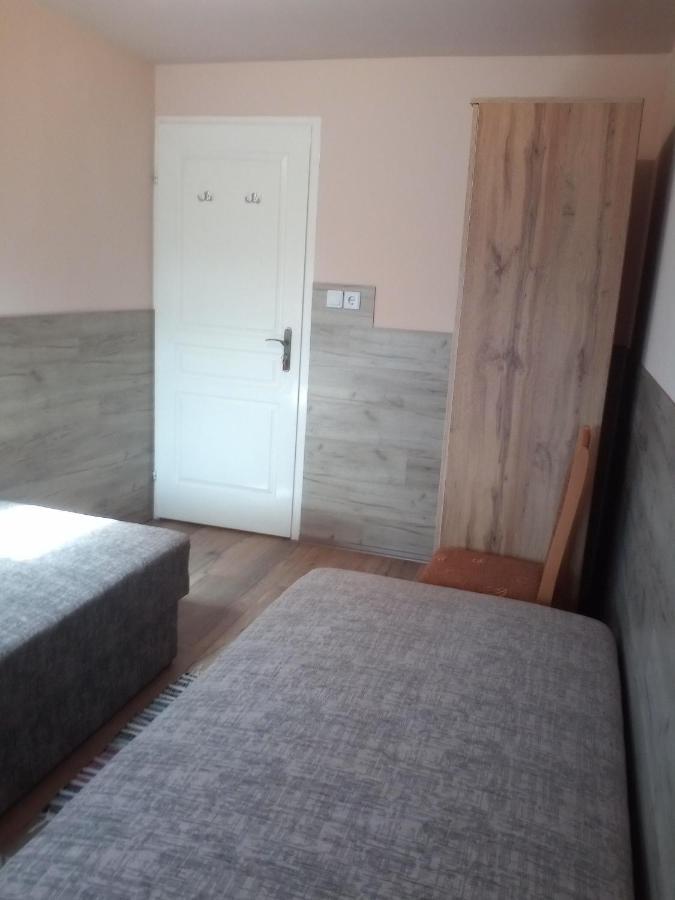 Budai Vam Apartmanhaz Pécs Eksteriør bilde