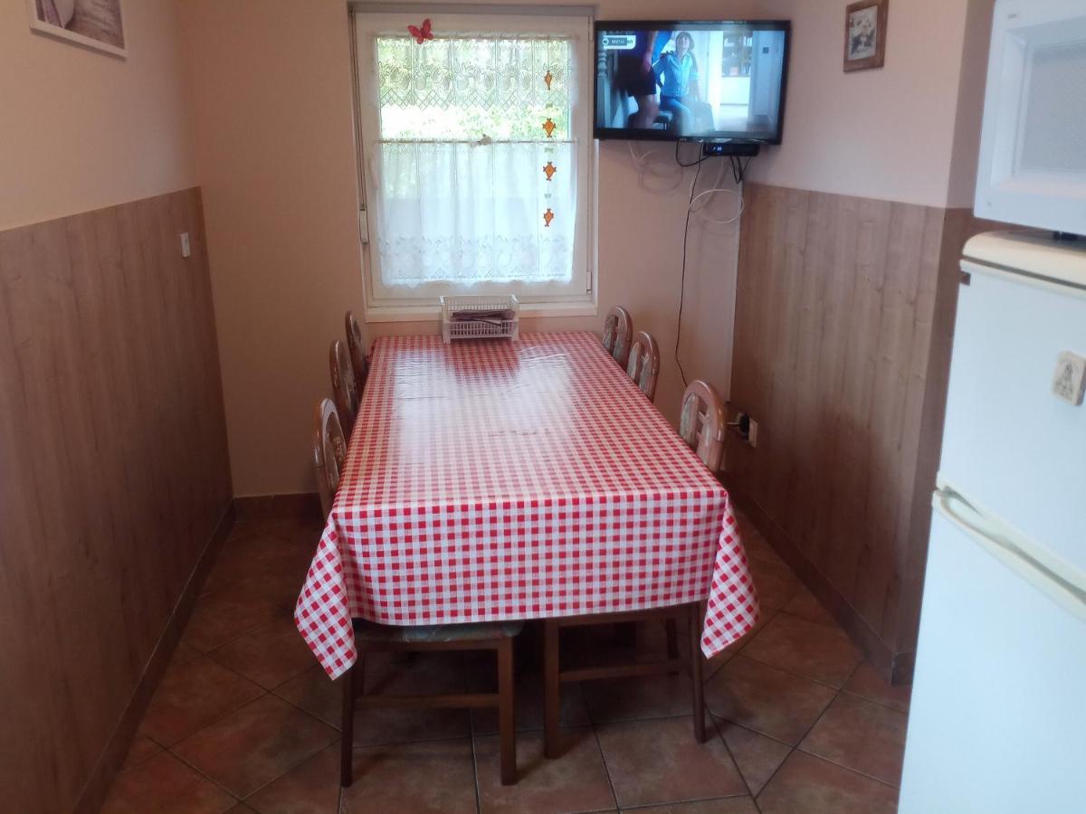Budai Vam Apartmanhaz Pécs Eksteriør bilde